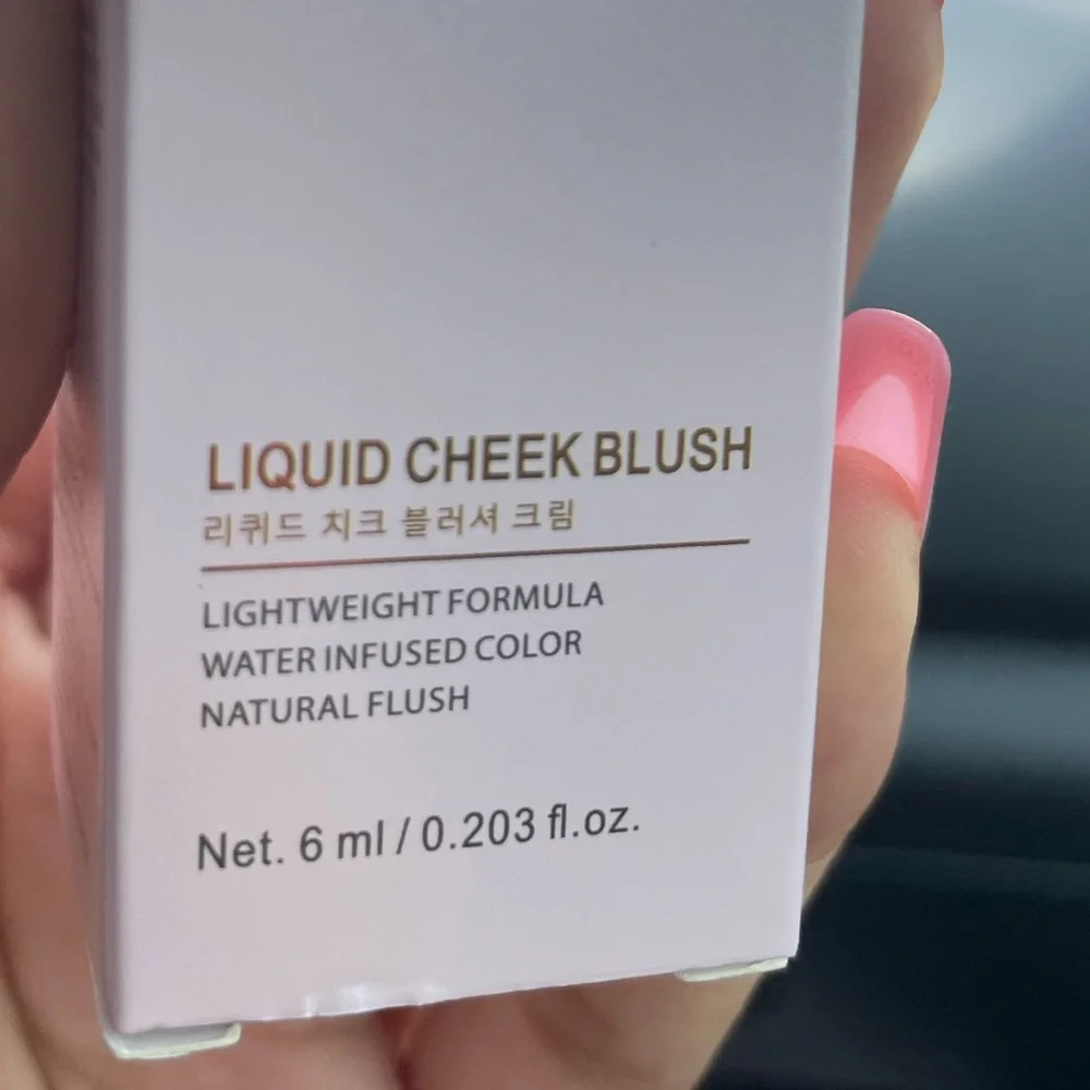 Kimuse liquid cheek blush -Puff